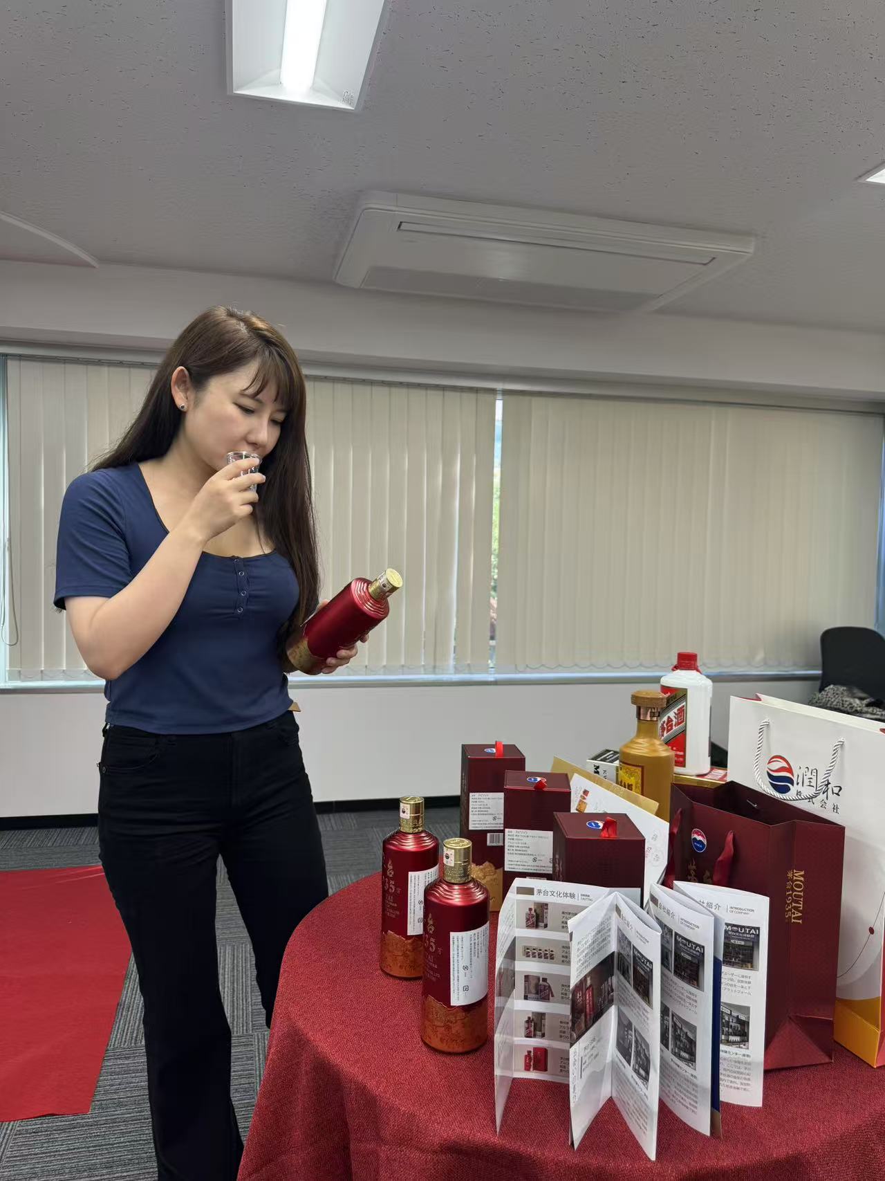 茅台酒と日本のつなぐ